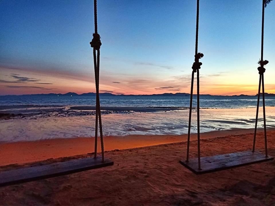 The Nine Thipthara Klongson Resort Ban Nong Thale Eksteriør bilde