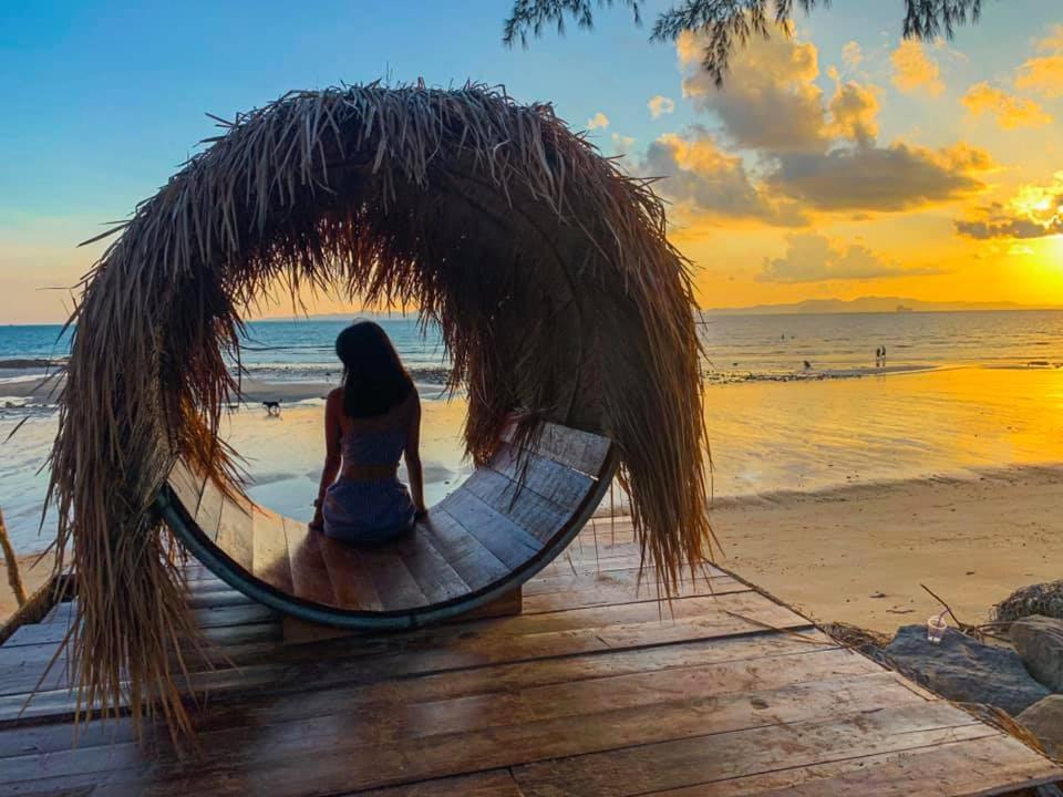 The Nine Thipthara Klongson Resort Ban Nong Thale Eksteriør bilde