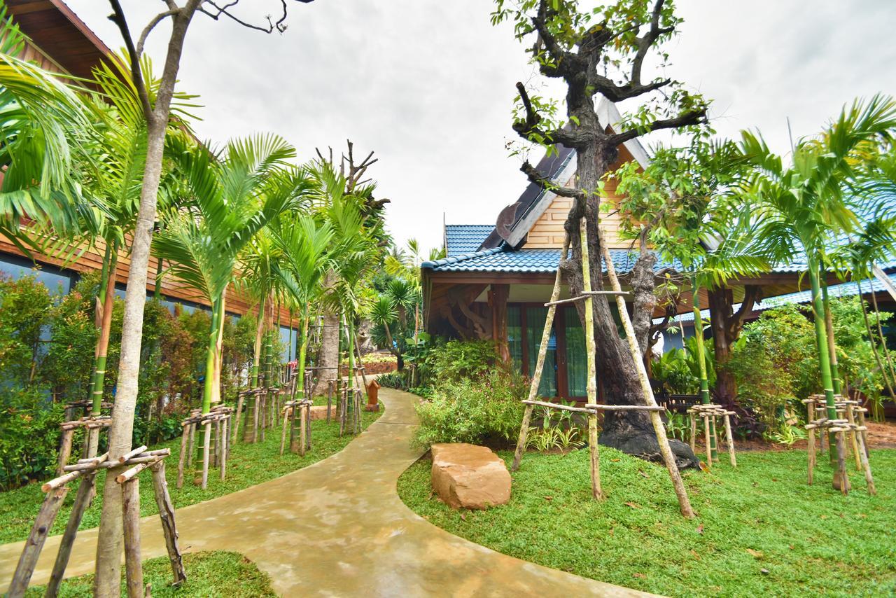 The Nine Thipthara Klongson Resort Ban Nong Thale Eksteriør bilde