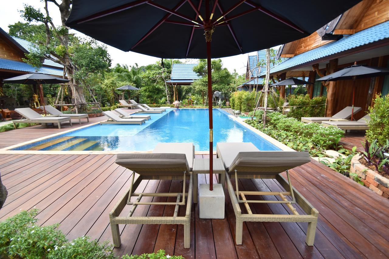The Nine Thipthara Klongson Resort Ban Nong Thale Eksteriør bilde
