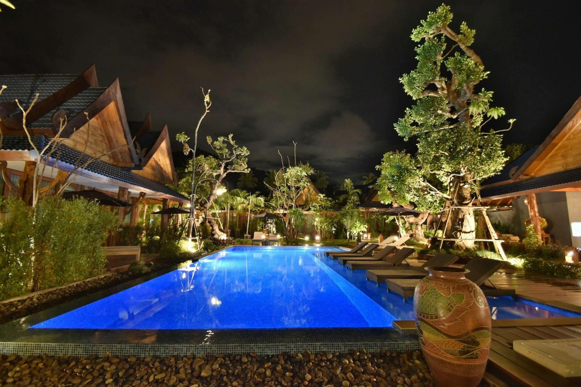 The Nine Thipthara Klongson Resort Ban Nong Thale Eksteriør bilde